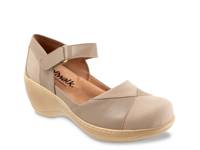 Miri Pump Taupe view