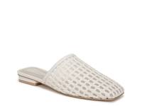 Tomika Mule White view