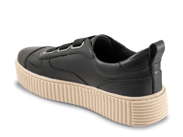 Bliss Platform Sneaker