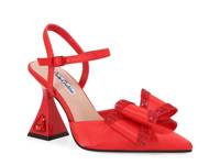 Milly Pump Red view