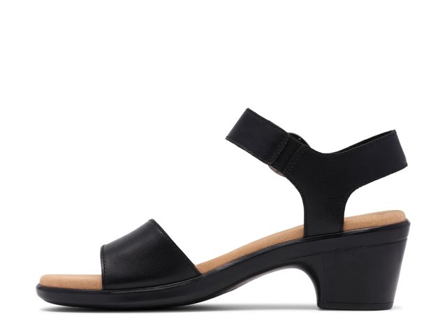 Emily Amanda Sandal