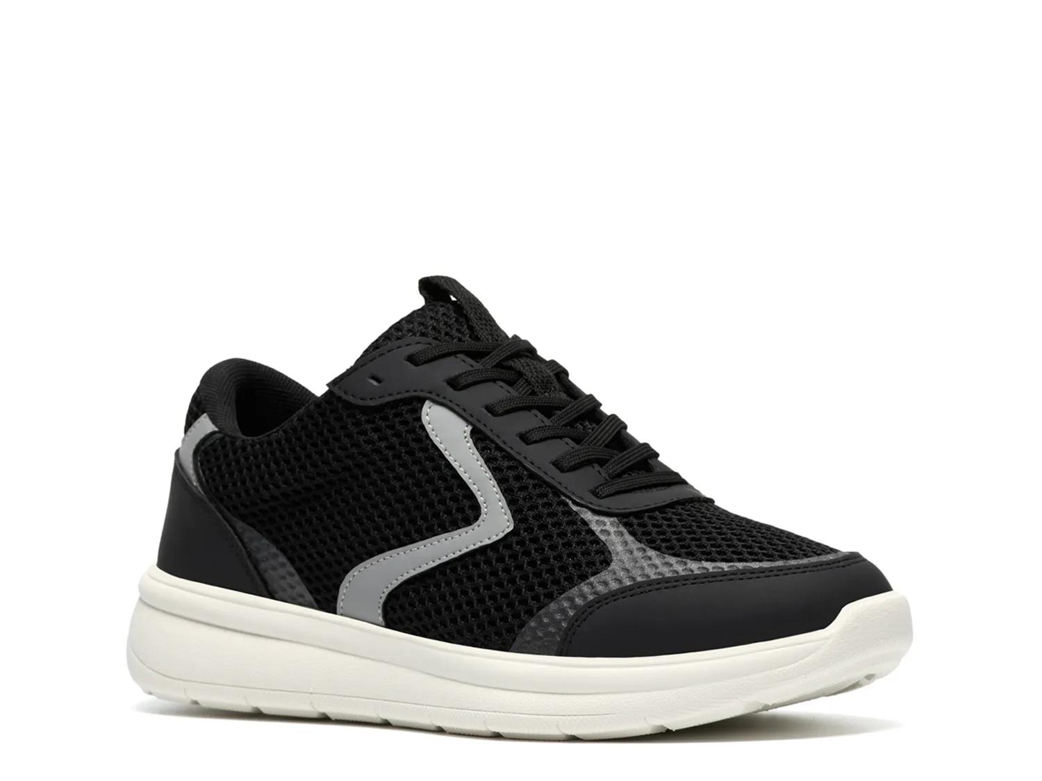 Woman's Athleisure Clarks Cloudsteppers Ezrinn Tie Sneaker | eBay