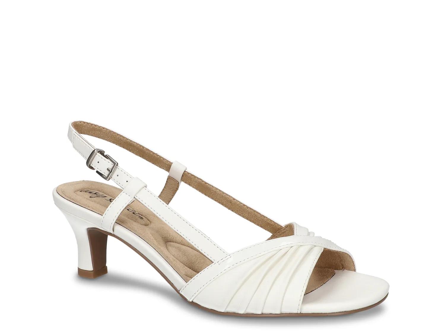 Easy Street Extra Wide Width Delite Sandal | Women's | Off White | Size 6 | Sandals | Kitten