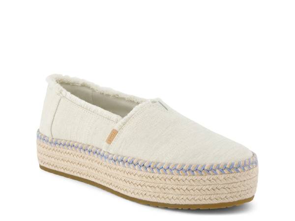 Click to shop women's casual slip-ons at DSW Designer Shoe Warehouse.