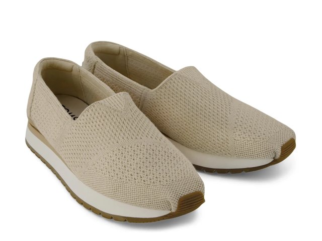 Resident Plus Slip-On Sneaker - Women's
