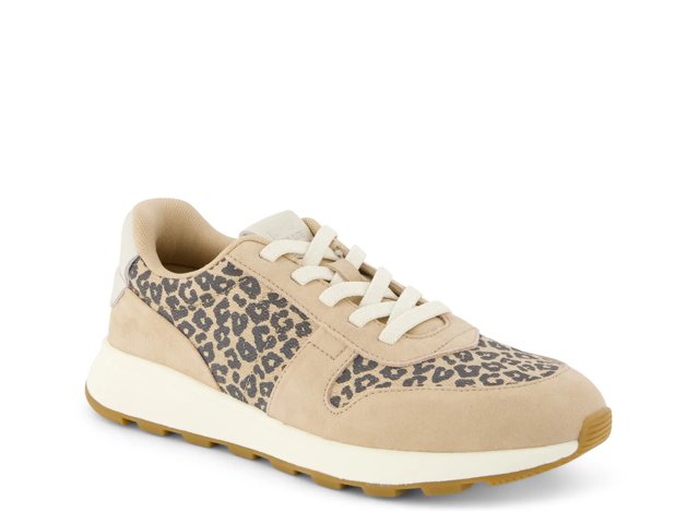 TRVL LITE Retro Sneaker - Women's