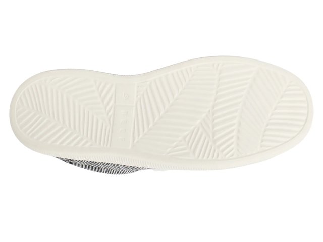 Neptune Alana Sneaker