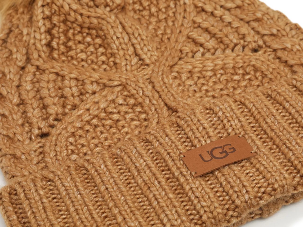 Cable Knit Pom Beanie