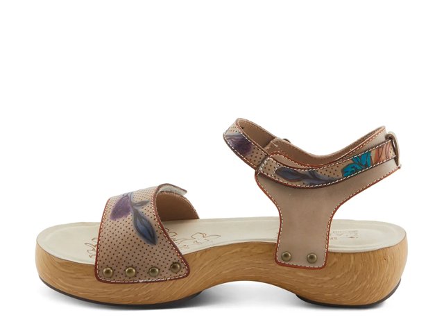 Dakoa Platform Sandal