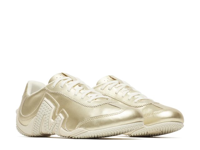 Relay Fly Vent Sneaker - Women's