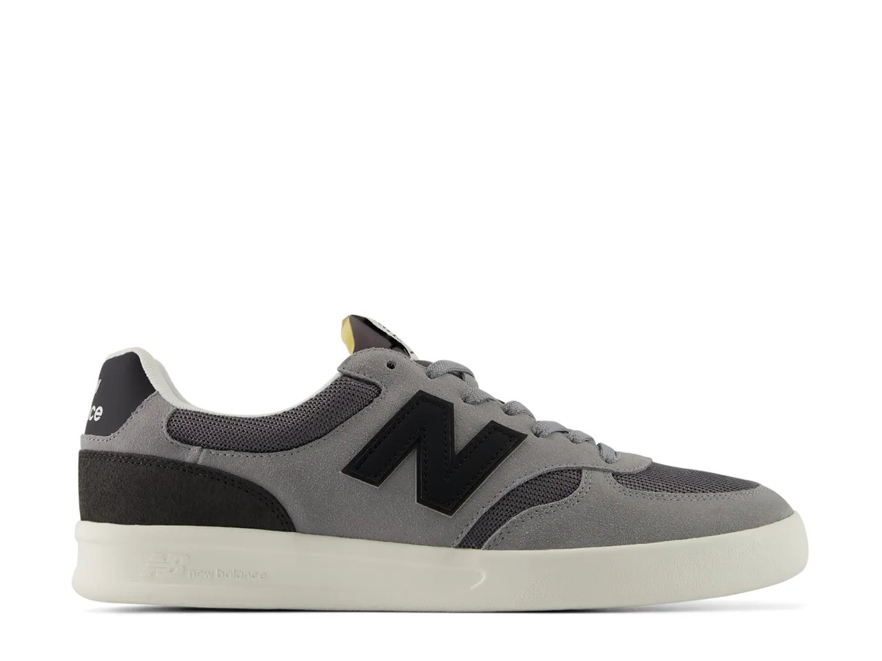 CT300 v3 Court Sneaker