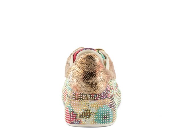 Crystalushus Platform Sneaker