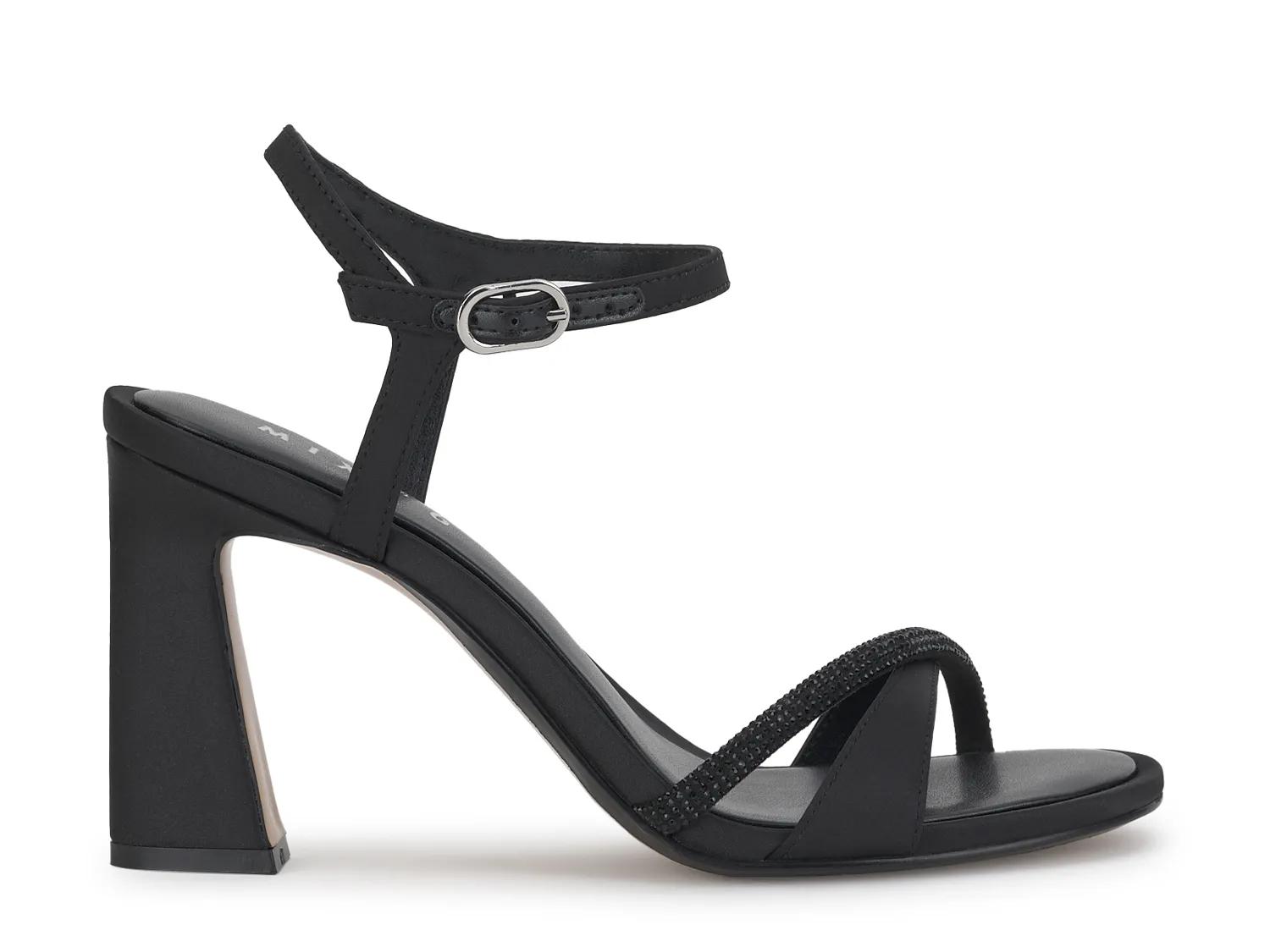 Henezee Sandal