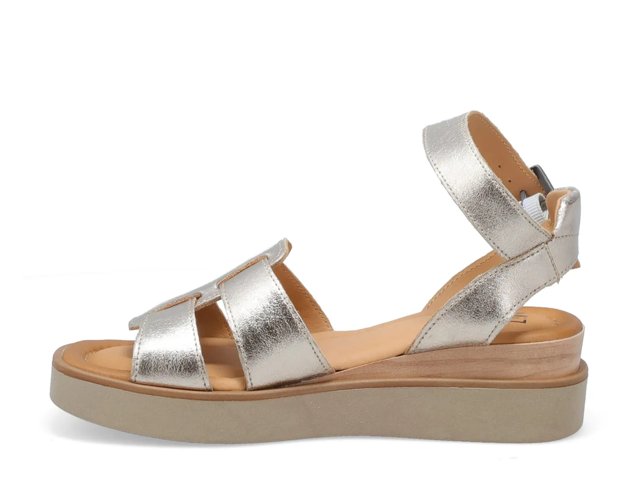 Shaelan Wedge Sandal