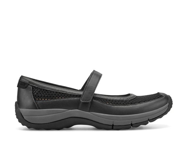 Briana Mary Jane Flat