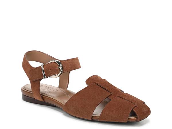 Featuring the women's Naturalizer Maxwell Ballet Flat.  Click here to shop women's Naturalizer Flats at DSW Designer Shoe Warehouse