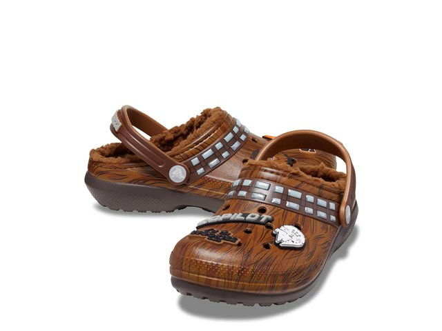 Crocs Star Wars Chewbacca Classic Lined Clog - Kids display picture 1