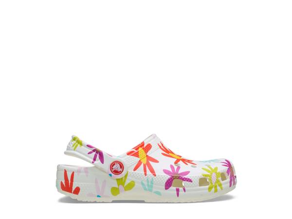 Click to shop girls' New Arrivals at DSW Designer Shoe Warehouse.