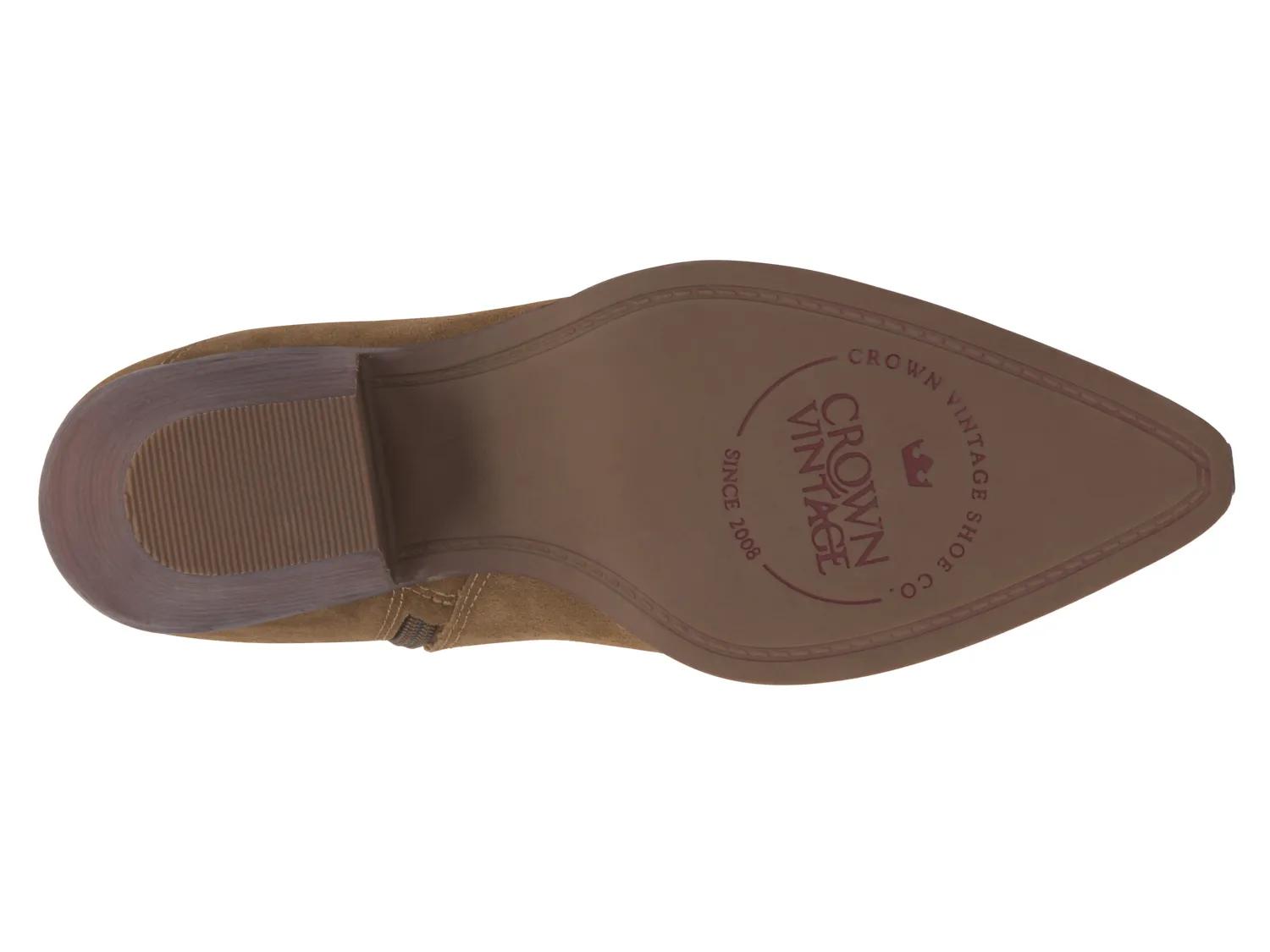 Isa Boot