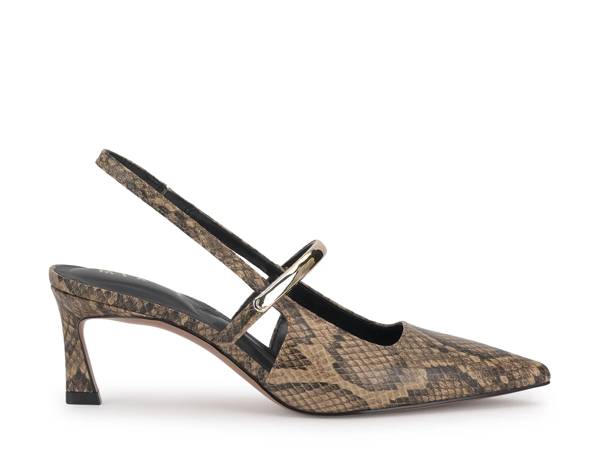 Click to shop women's new arrivals at DSW Designer Shoe Warehouse.