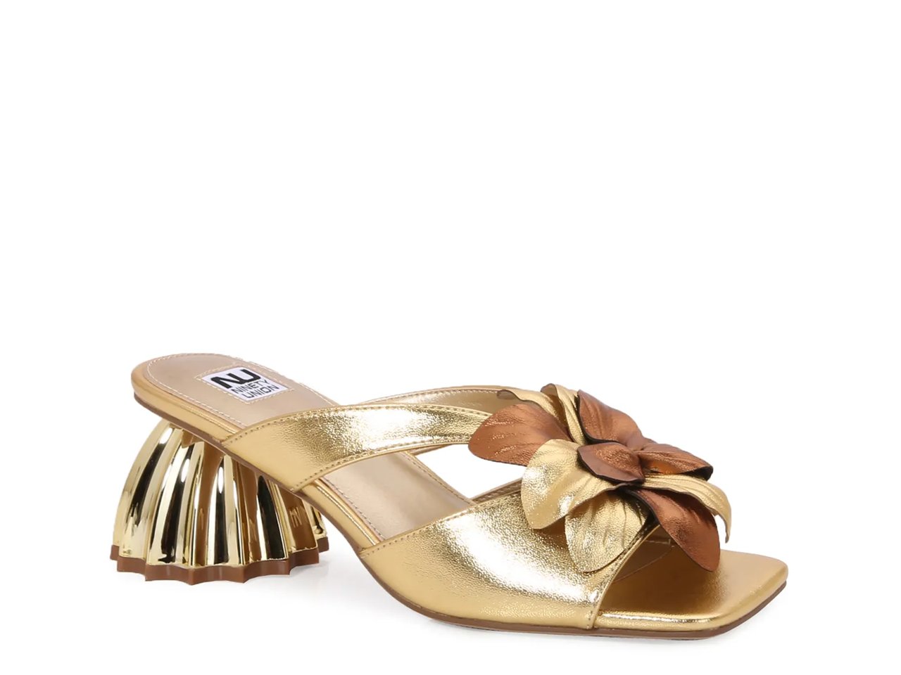 Sheela Sandal