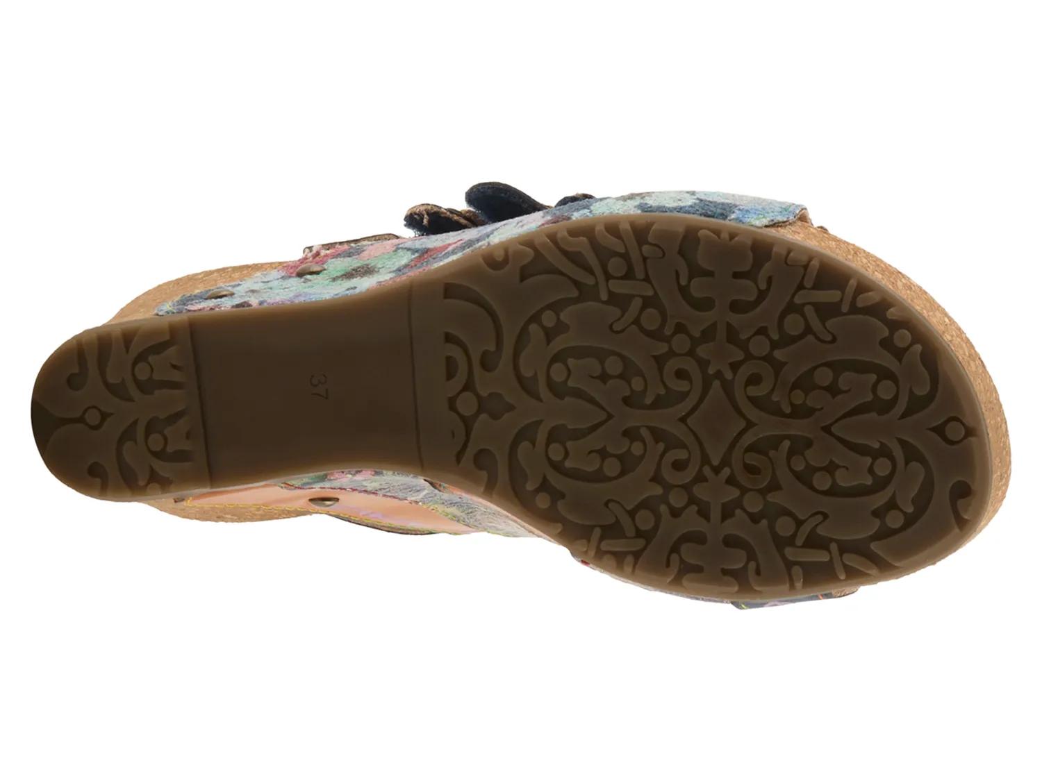 Ferrevah Wedge Sandal
