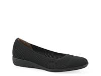 Florian Flat Black view