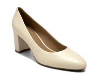 Betsy Pump Off White view