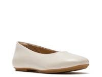 Delicato Flat Beige Leather view
