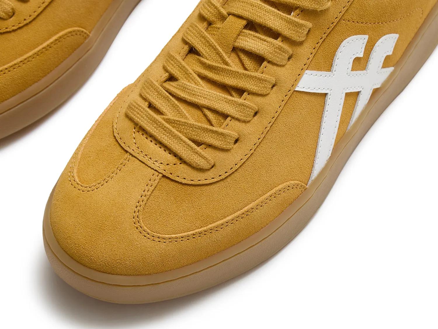 The Dash Sneaker