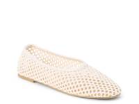 Marta Flat Ivory view