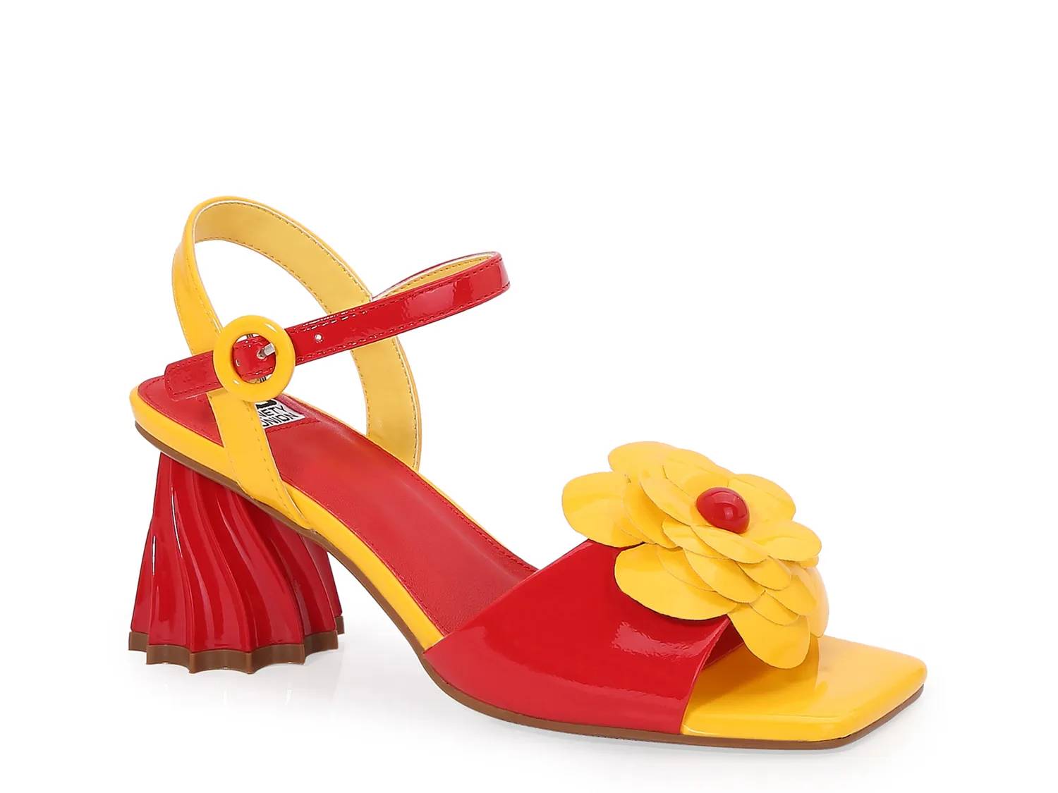 Camila Sandal