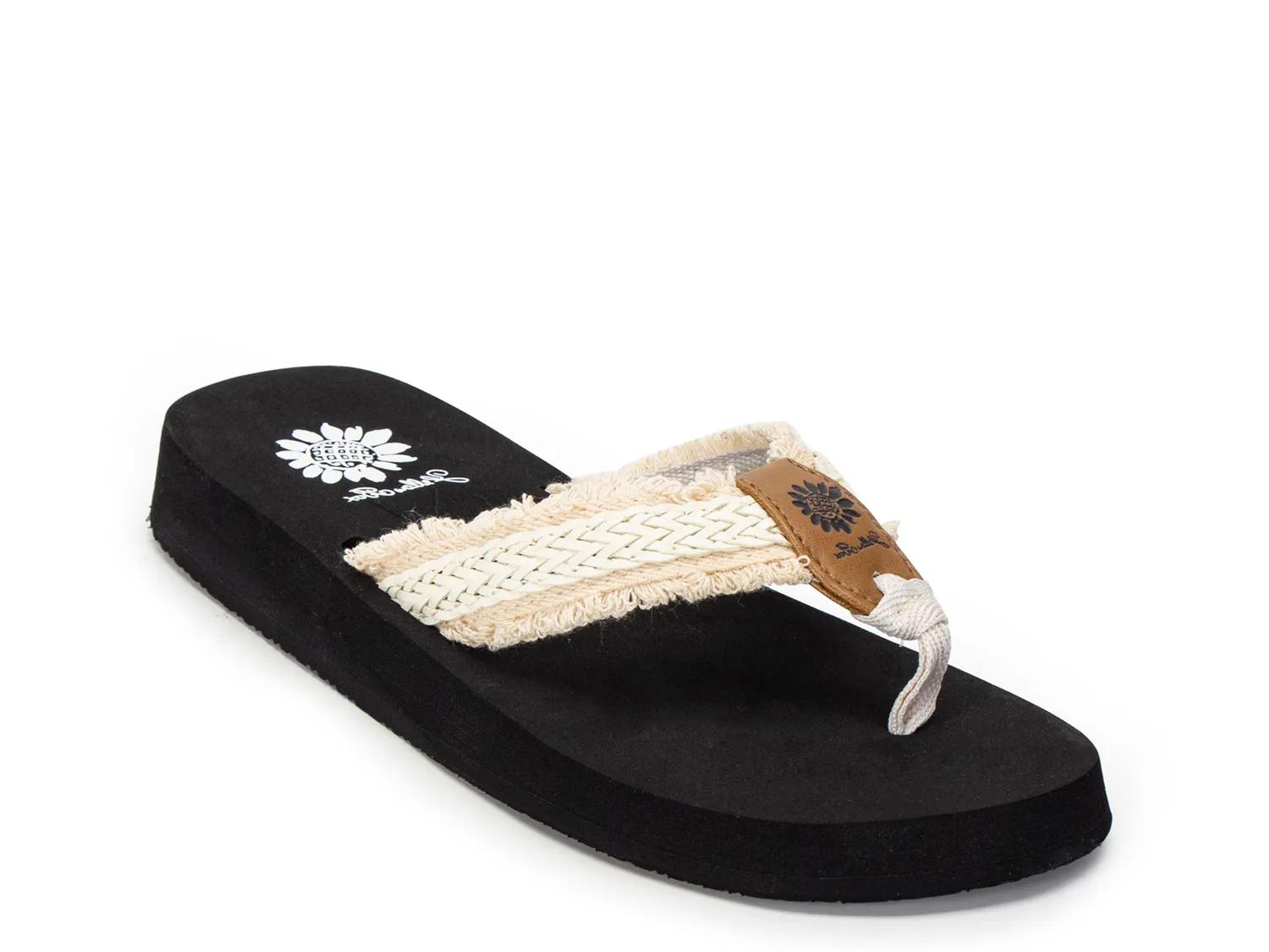 Yellow Box Fianni Sandal | Women's | Cream | Size 6 | Sandals
