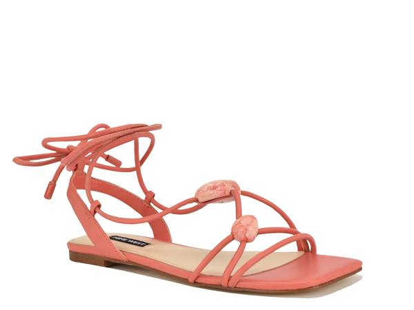 Click to shop women's Shoes By Color at DSW Designer Shoe Warehouse.
