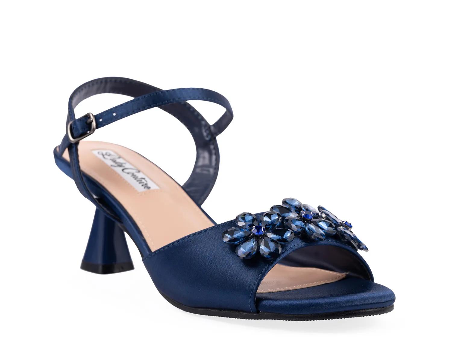 Liz Sandal - image 4