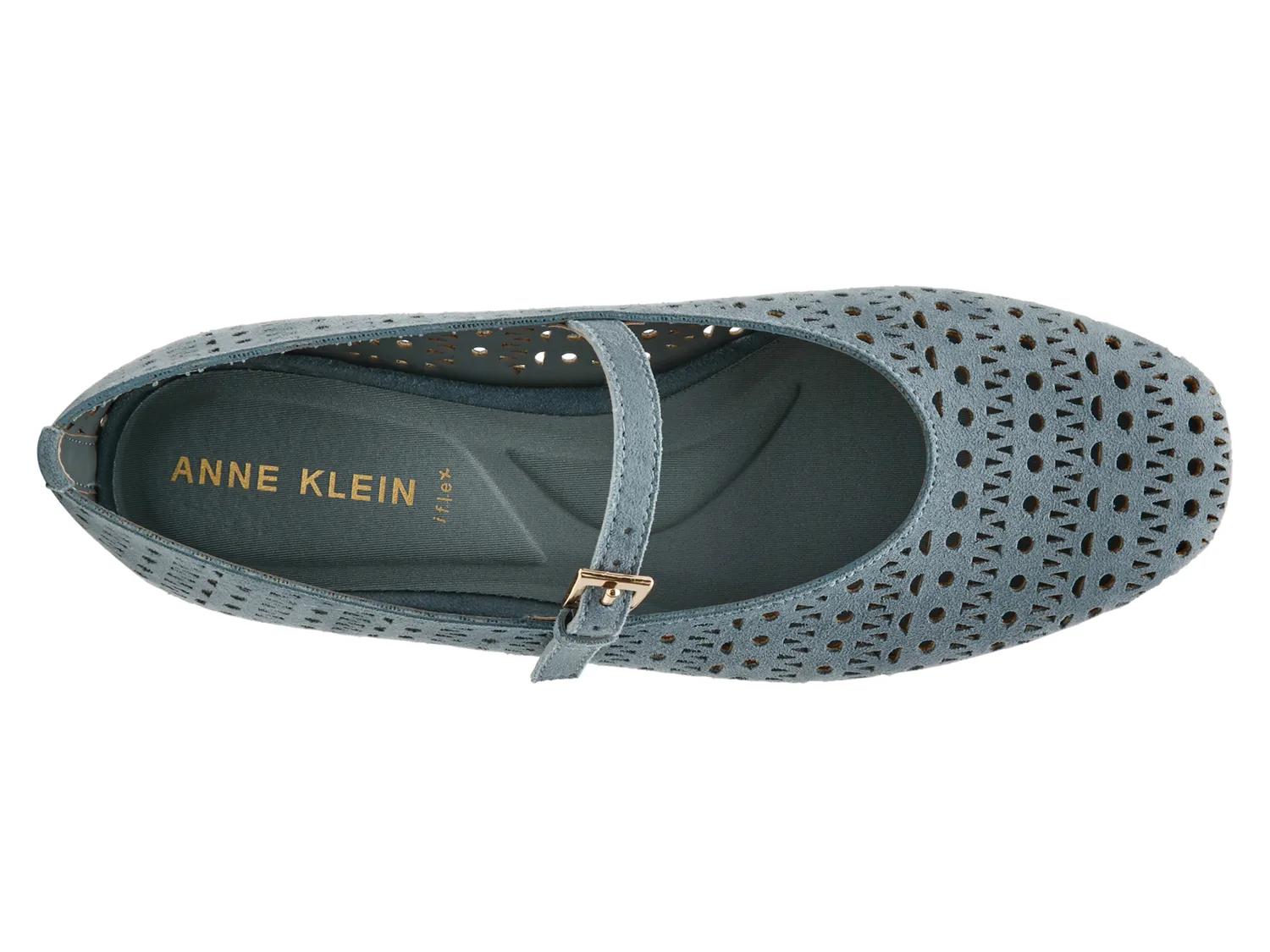 Connie Mary Jane Flat