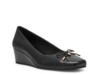 Waiter Wedge Pump Black view
