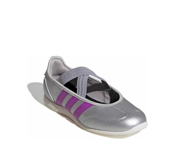 adidas スニーカー　BARREDA MARY JANE adidas Barreda Mary Jane Sneaker - Women's - Free Shipping | DSW