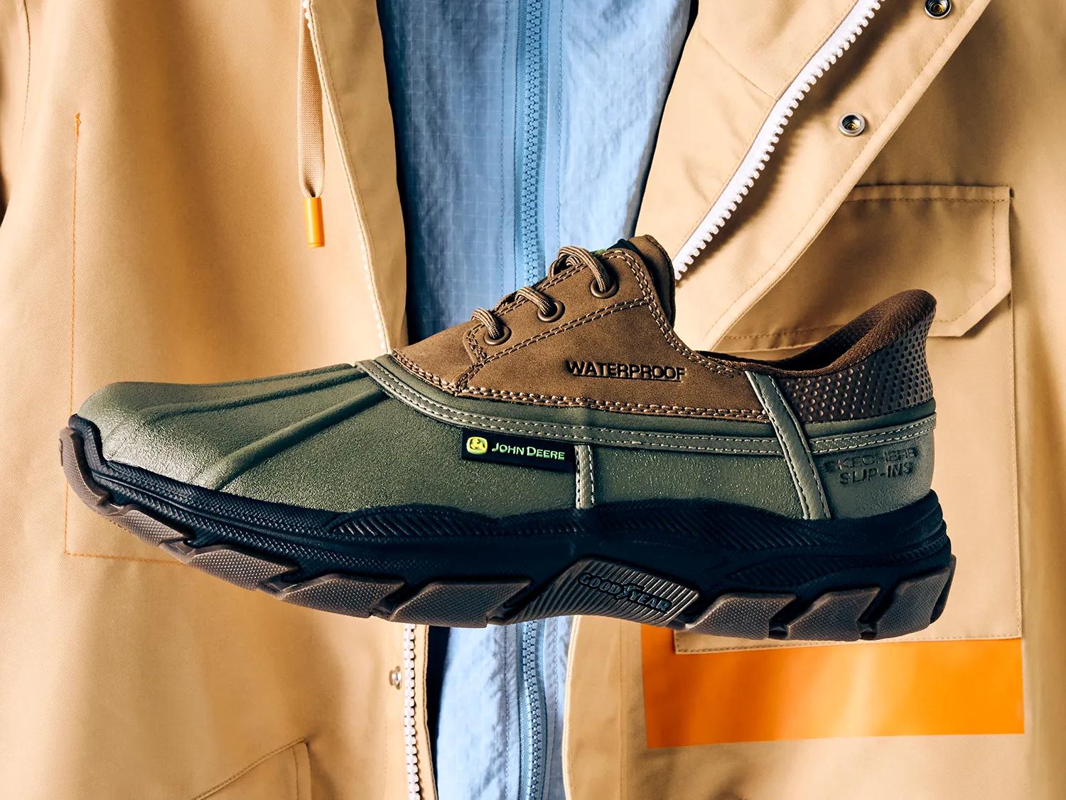 Hands-Free Slip-ins John Deere Waterproof Relaxed Fit: Respected - Tanzier Slip-On Men's