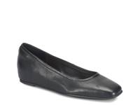 Poppy Flat Black Leather view