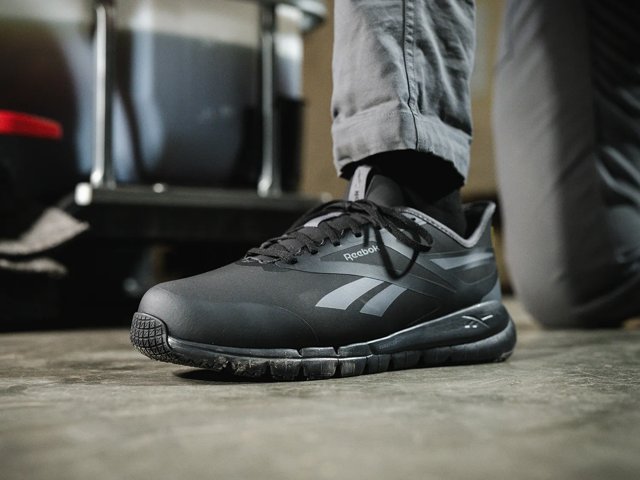 Reebok Flex Trainer Work Sneaker - Men's - Free Shipping | DSW