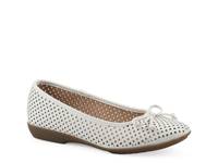 Carris Ballet Flat White view