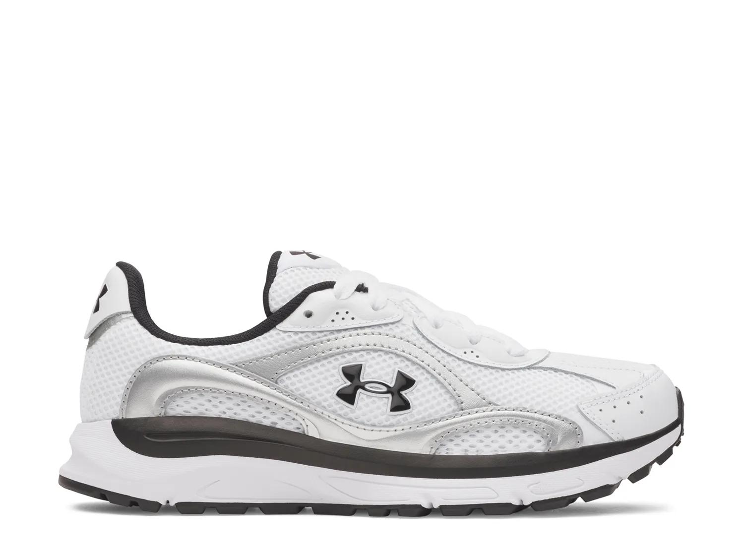 Tech Runner Sneaker - Women's - image 4