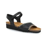 Luna Wedge Sandal Black view