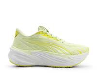 Maxima Pro Sneaker - Women's Light Green view