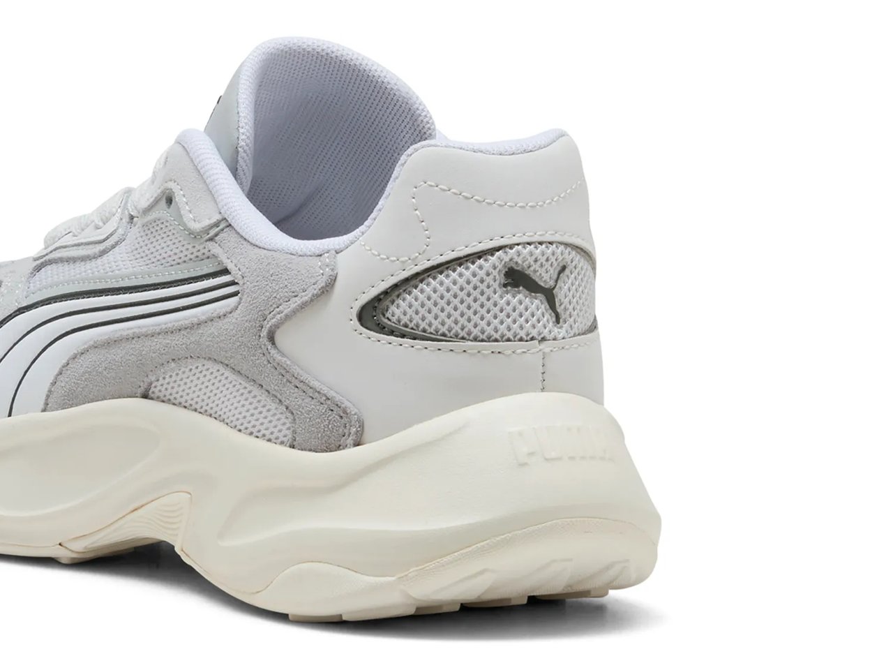 Insphere Muse Sneaker - Women's