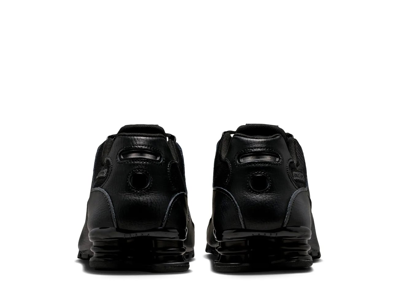 Shox NZ Sneaker - Men's