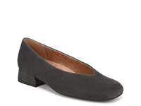 Petra Pump Grey view