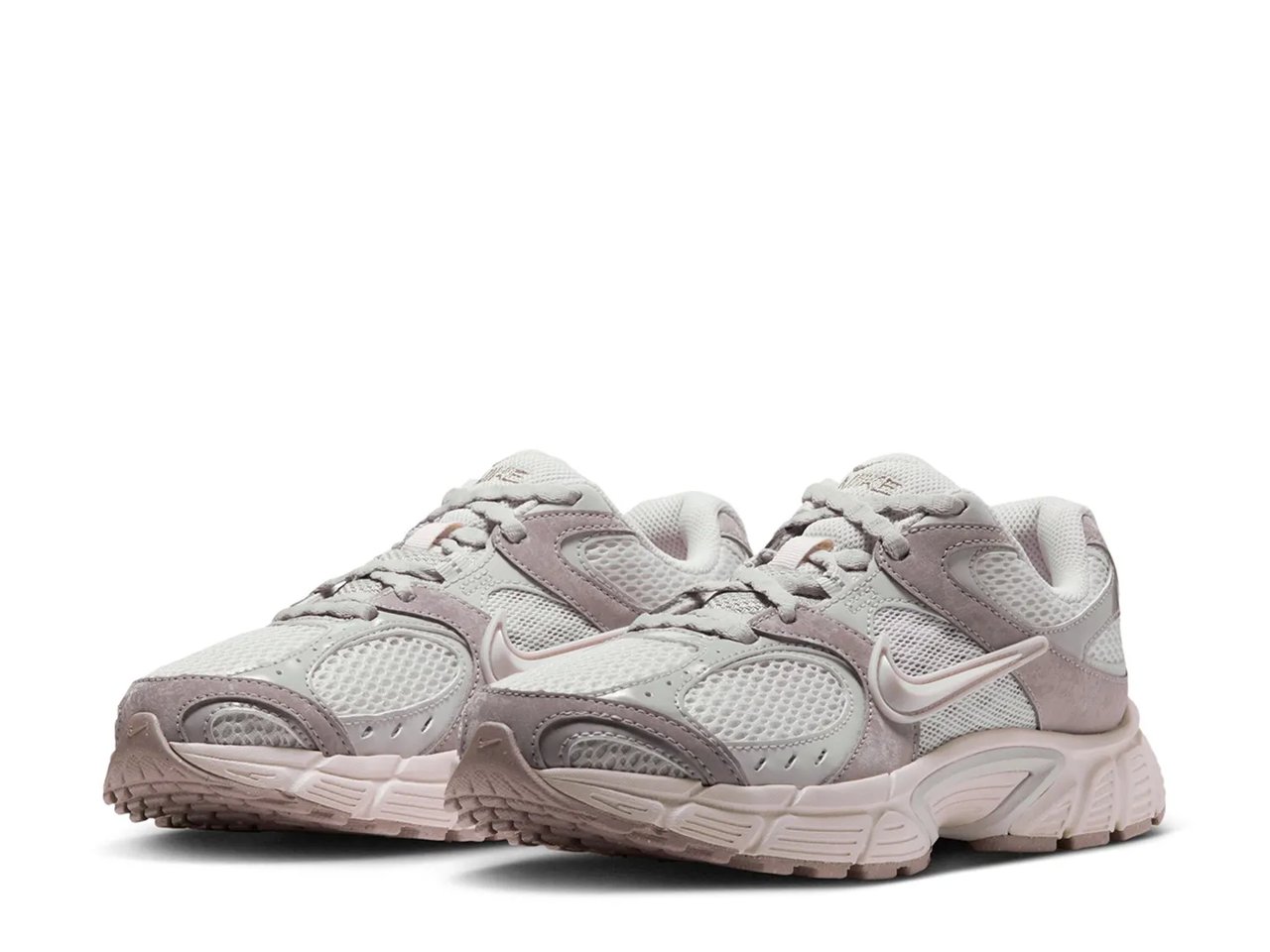 V5 RNR Sneaker - Women's
