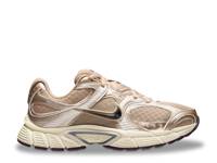 V5 RNR Sneaker - Women's Tan view